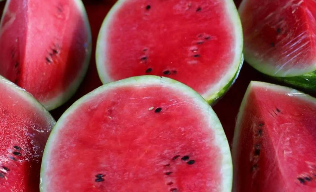 Usta manavlar biliyor sadece bu sırları! Karpuz seçerken yapın asla kelek çıkmıyor - Resim: 19